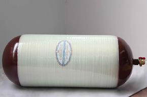 Hoop-wrapped glass fibe composite materials cylinder